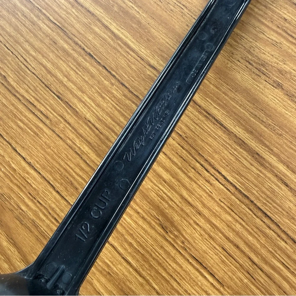 Weight Watchers 1/2 Cup Portion Control Scoop Measuring Cup - Picture 3 of 3